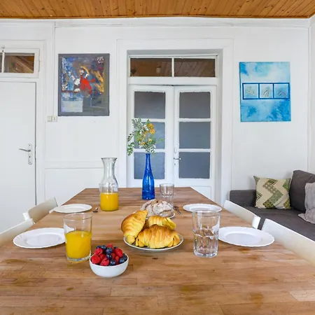 Lovely In Bairro Alto Apartment